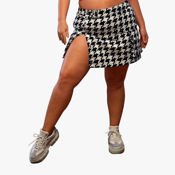 adidas Women's Ivy Park Halls of Ivy Grey Black Skirt (Plus Size) HC5985